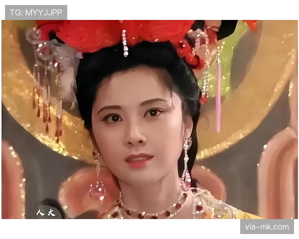 朱琳拎菜篮像邻家大姐，抬头一看是私人车位牌，我的世界观碎了