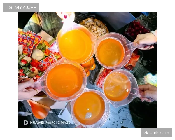 王昶家冰箱里塞满能量饮料,训练完直接对瓶吹? 王昶家冰箱里塞满能量饮料,训练完直接对瓶吹?