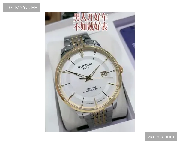 覃海洋戴名表挤地铁，下一站和大家抢座，这画面一秒接地气